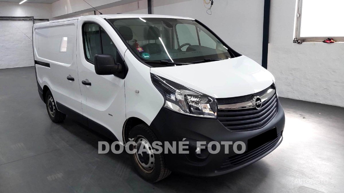 Opel Vivaro, 2017 - celkový pohled