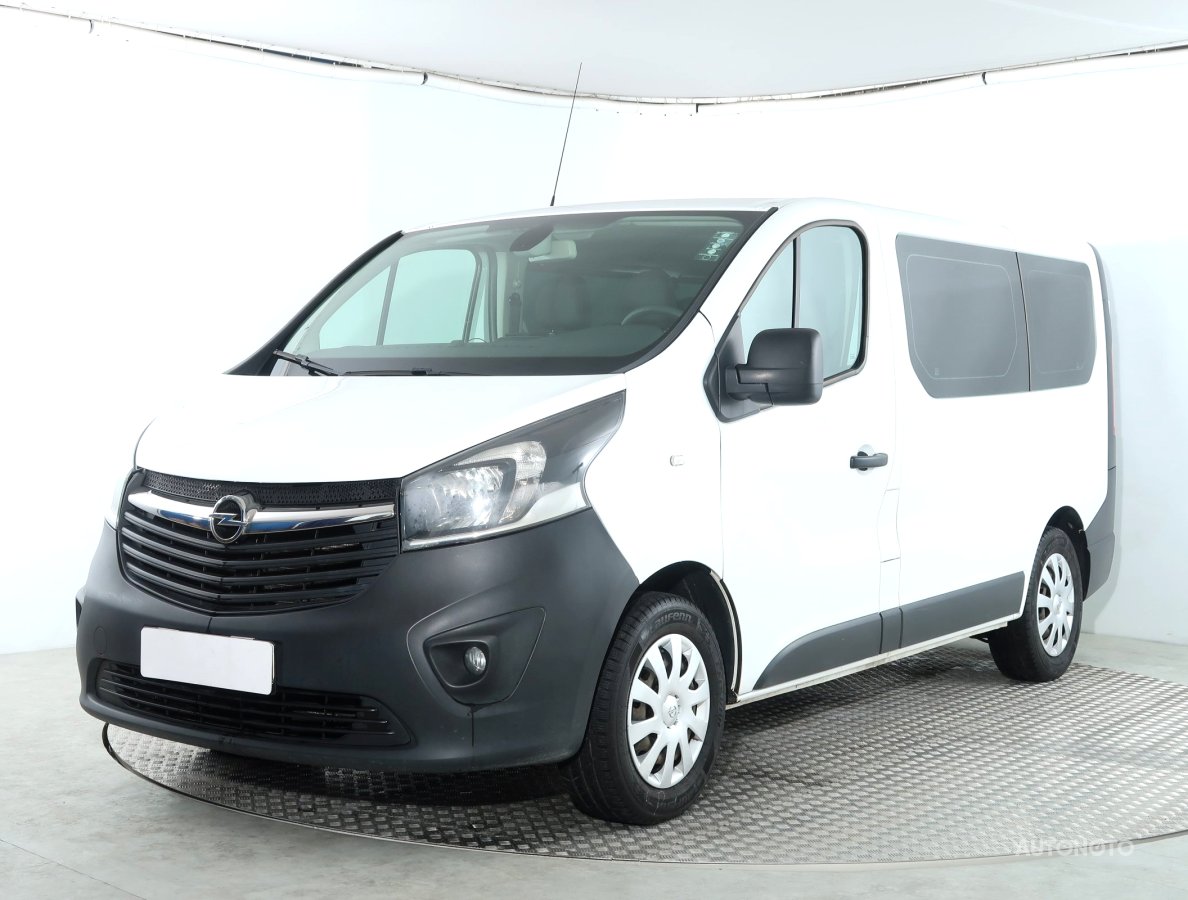 Opel Vivaro, 2016 - pohled č. 3