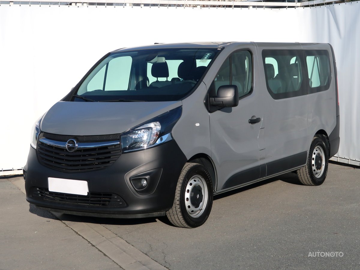 Opel Vivaro, 2017 - pohled č. 3
