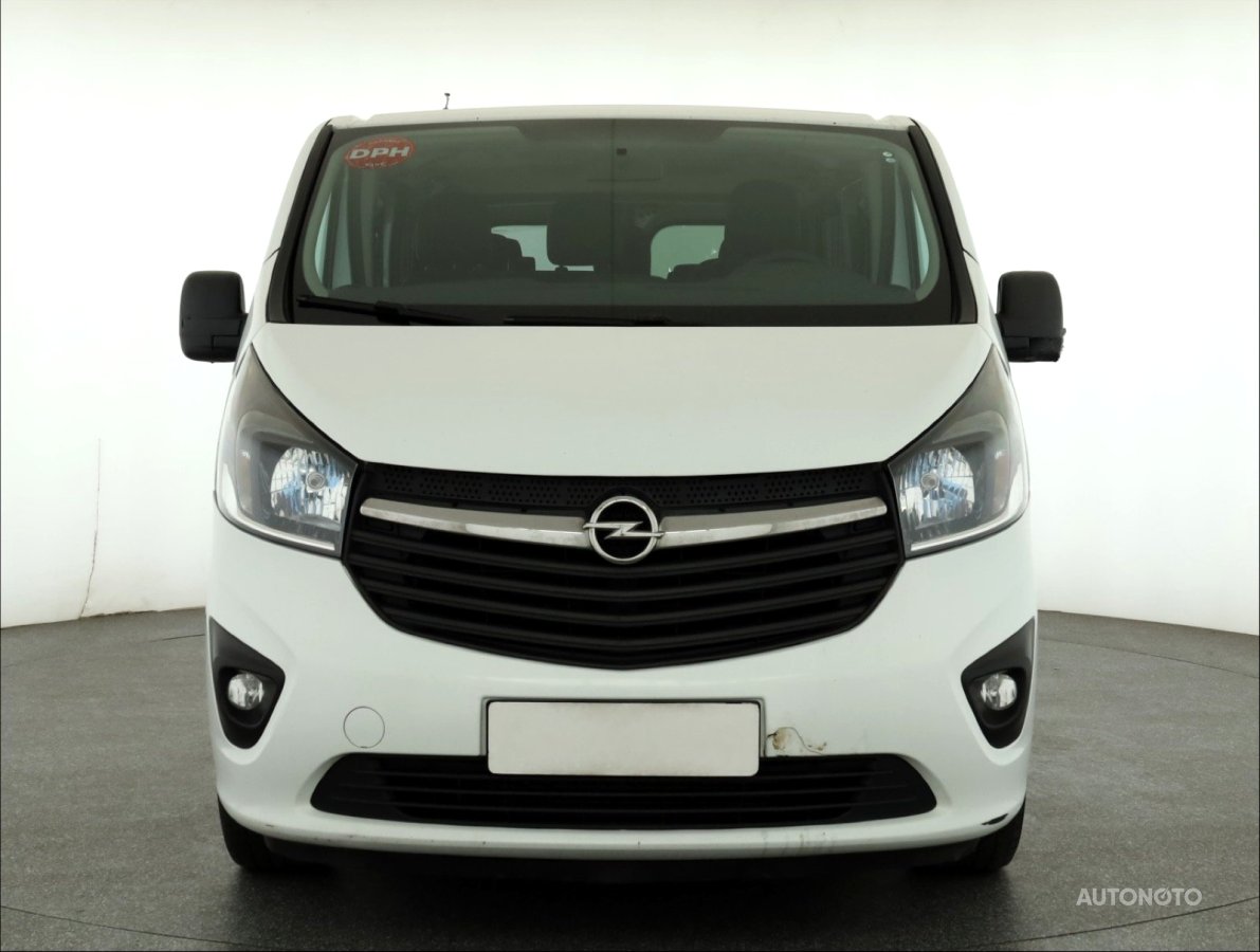 Opel Vivaro, 2017 - pohled č. 2