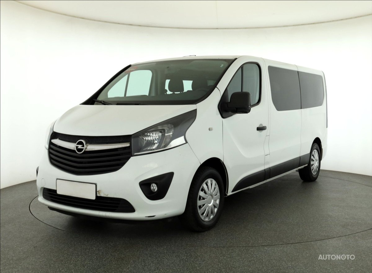 Opel Vivaro, 2017 - pohled č. 3