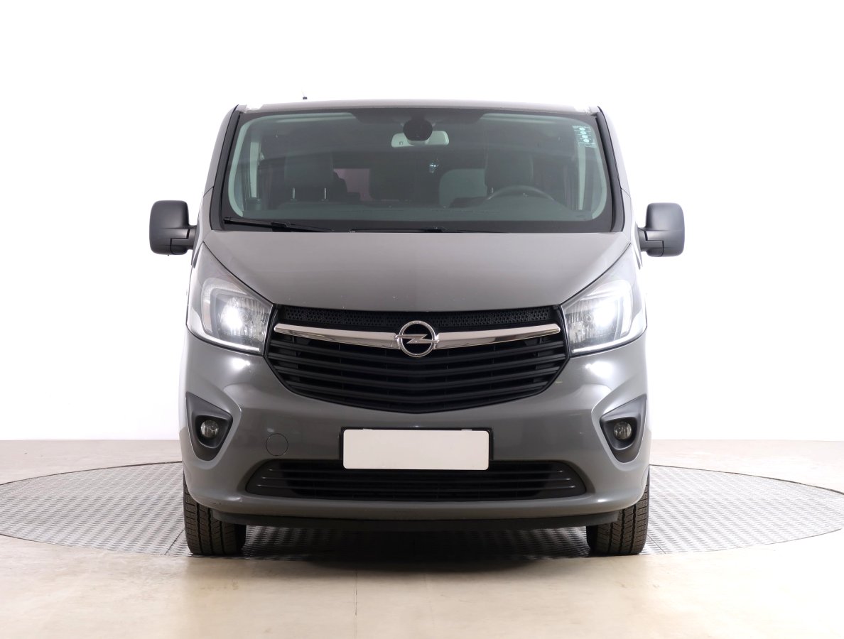 Opel Vivaro, 2016 - pohled č. 2