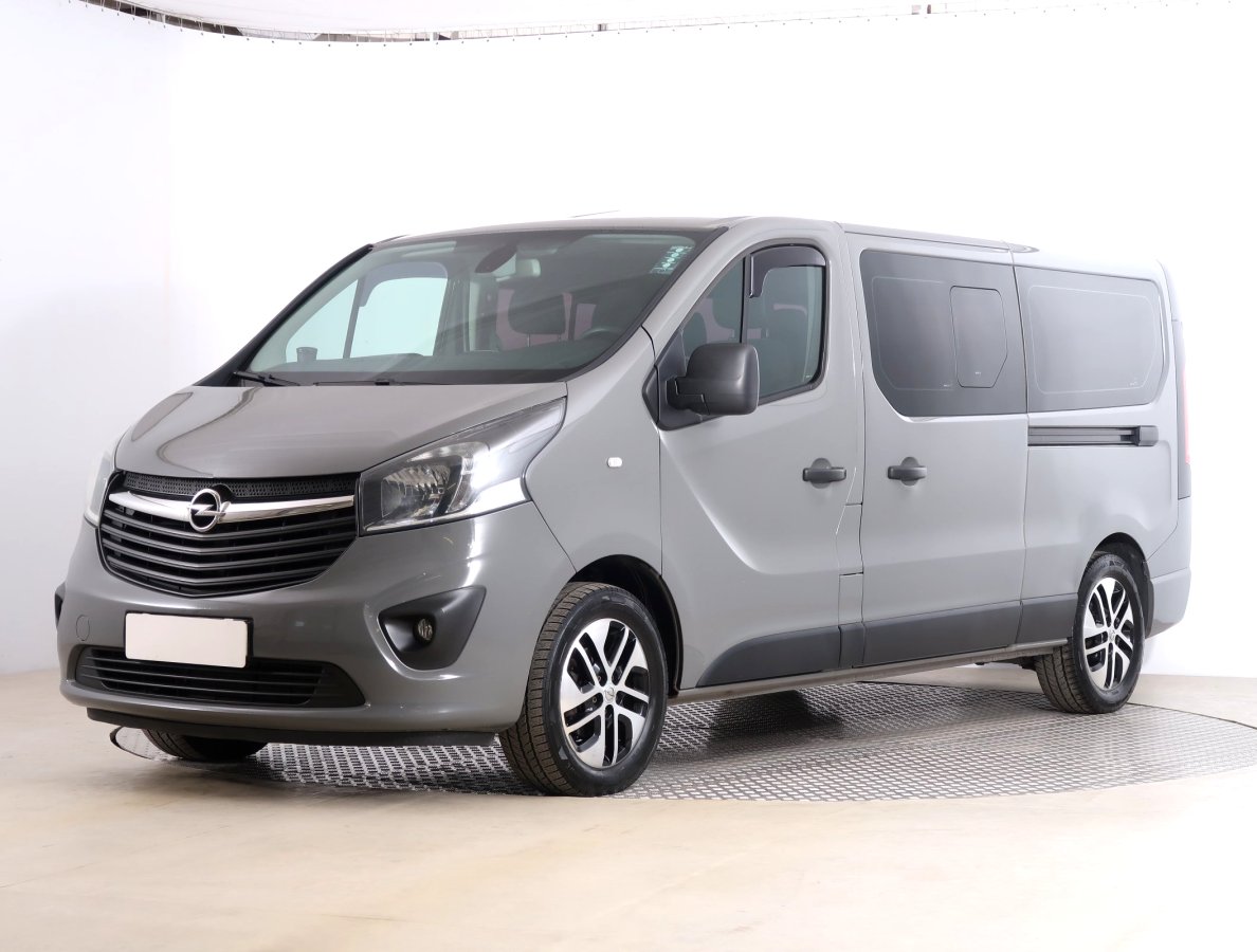 Opel Vivaro, 2016 - pohled č. 3