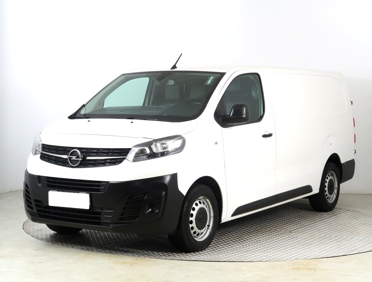 Opel Vivaro, 2021 - pohled č. 3