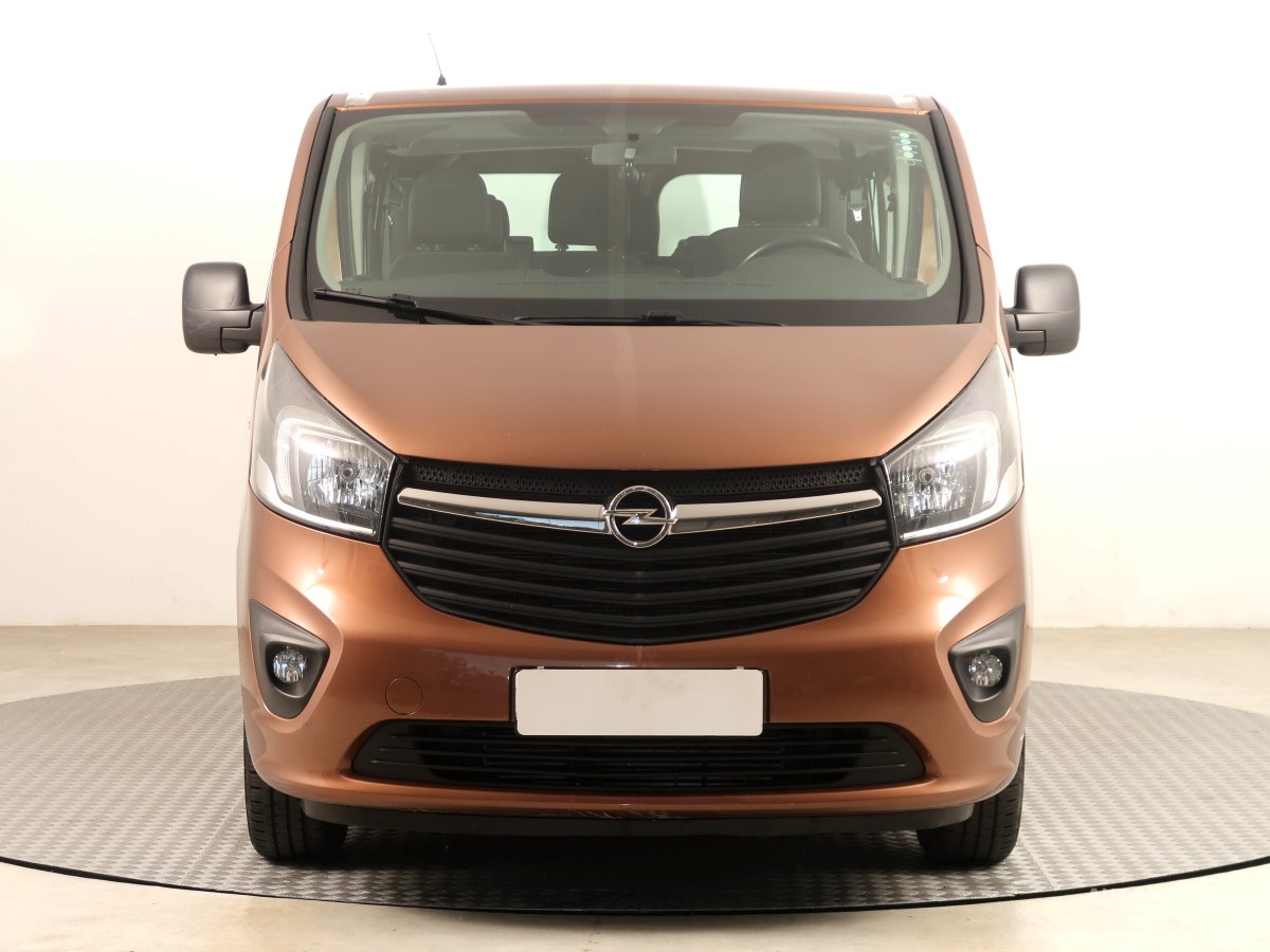 Opel Vivaro, 2017 - pohled č. 2