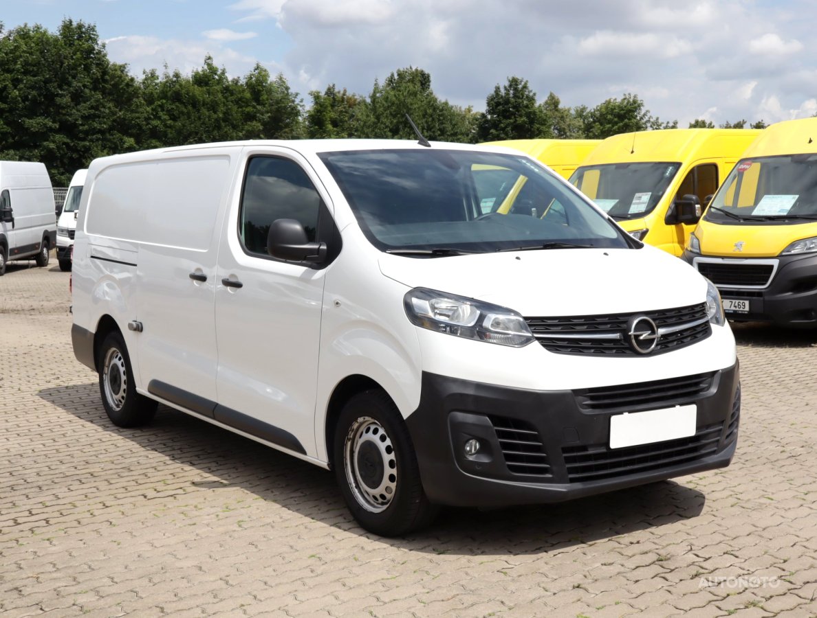 Opel Vivaro, 2020 - celkový pohled