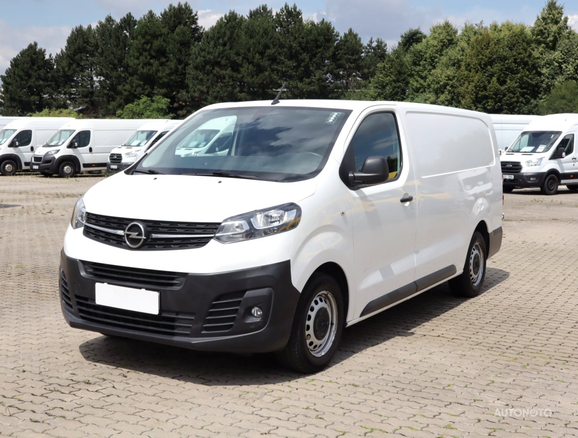 Opel Vivaro, 2020 - pohled č. 3