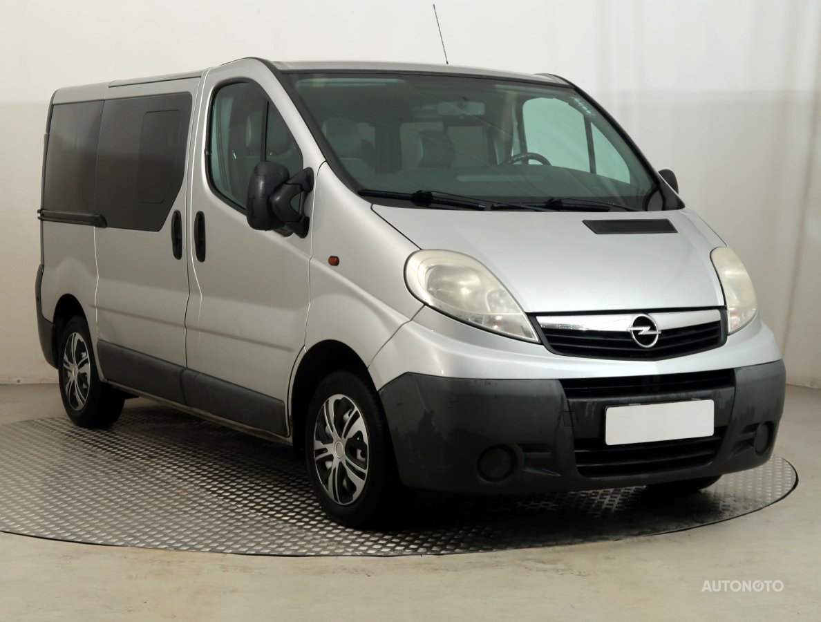 Opel Vivaro, 2008 - celkový pohled