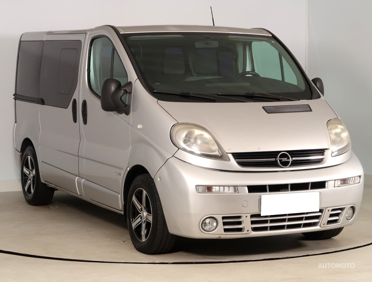 Opel Vivaro, 2005 - celkový pohled