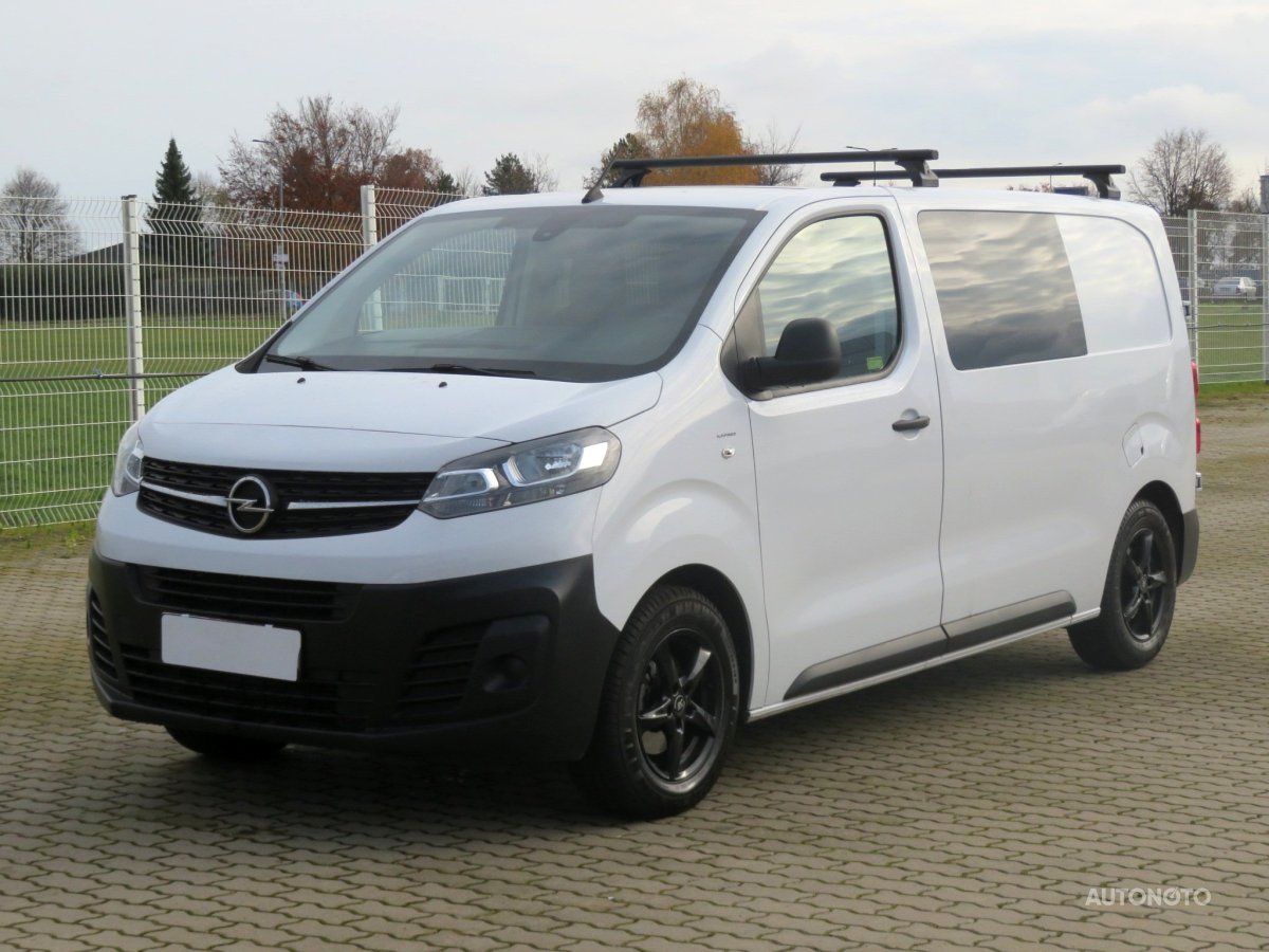 Opel Vivaro, 2024 - pohled č. 3