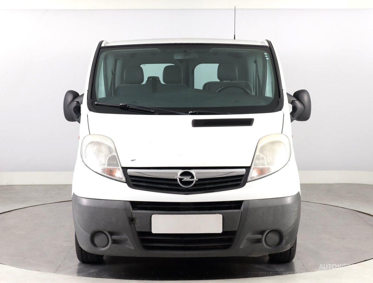 Opel Vivaro, 2013 - pohled č. 2