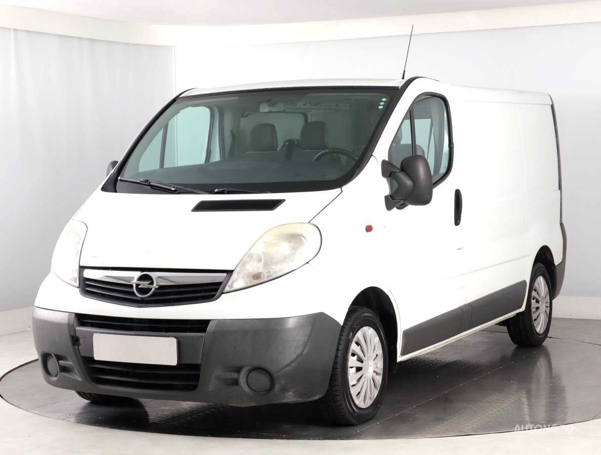 Opel Vivaro, 2013 - pohled č. 3