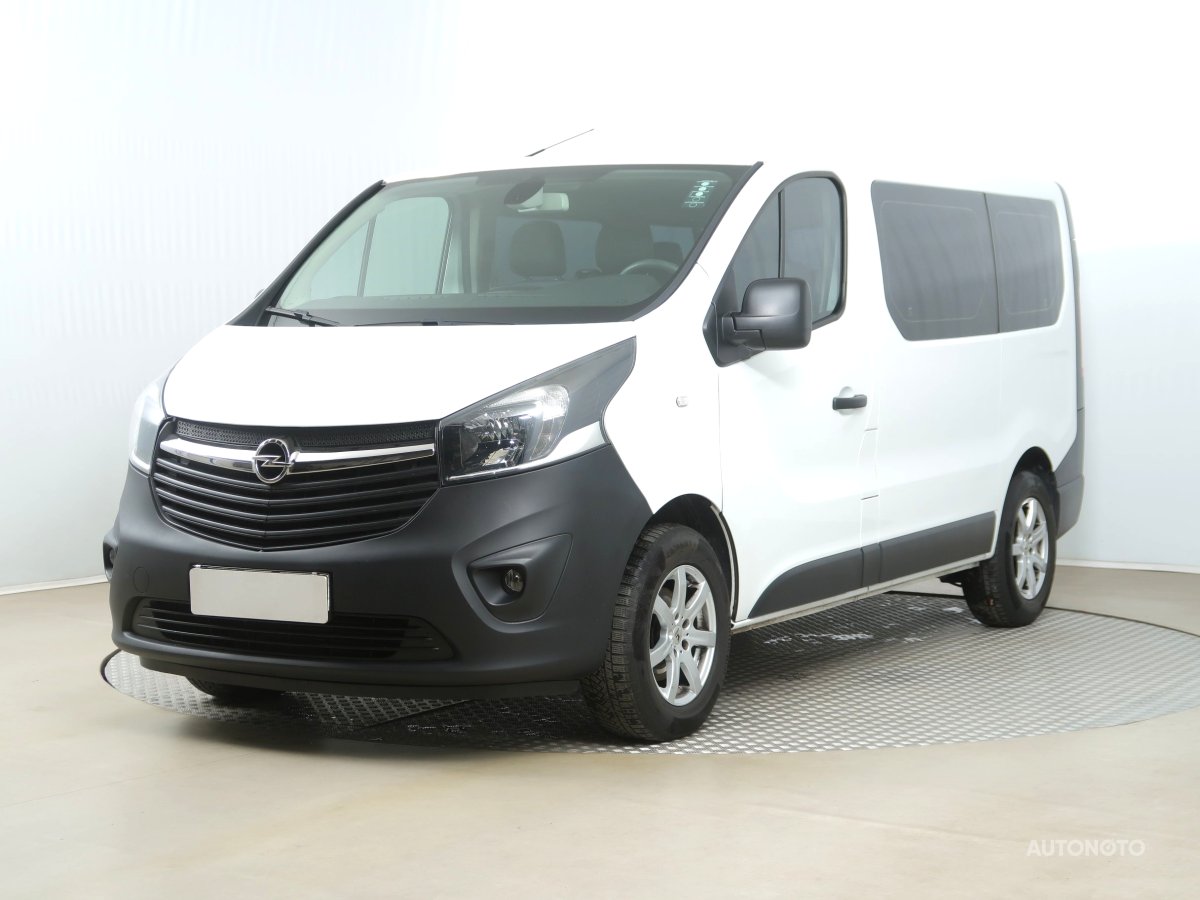 Opel Vivaro, 2017 - pohled č. 3