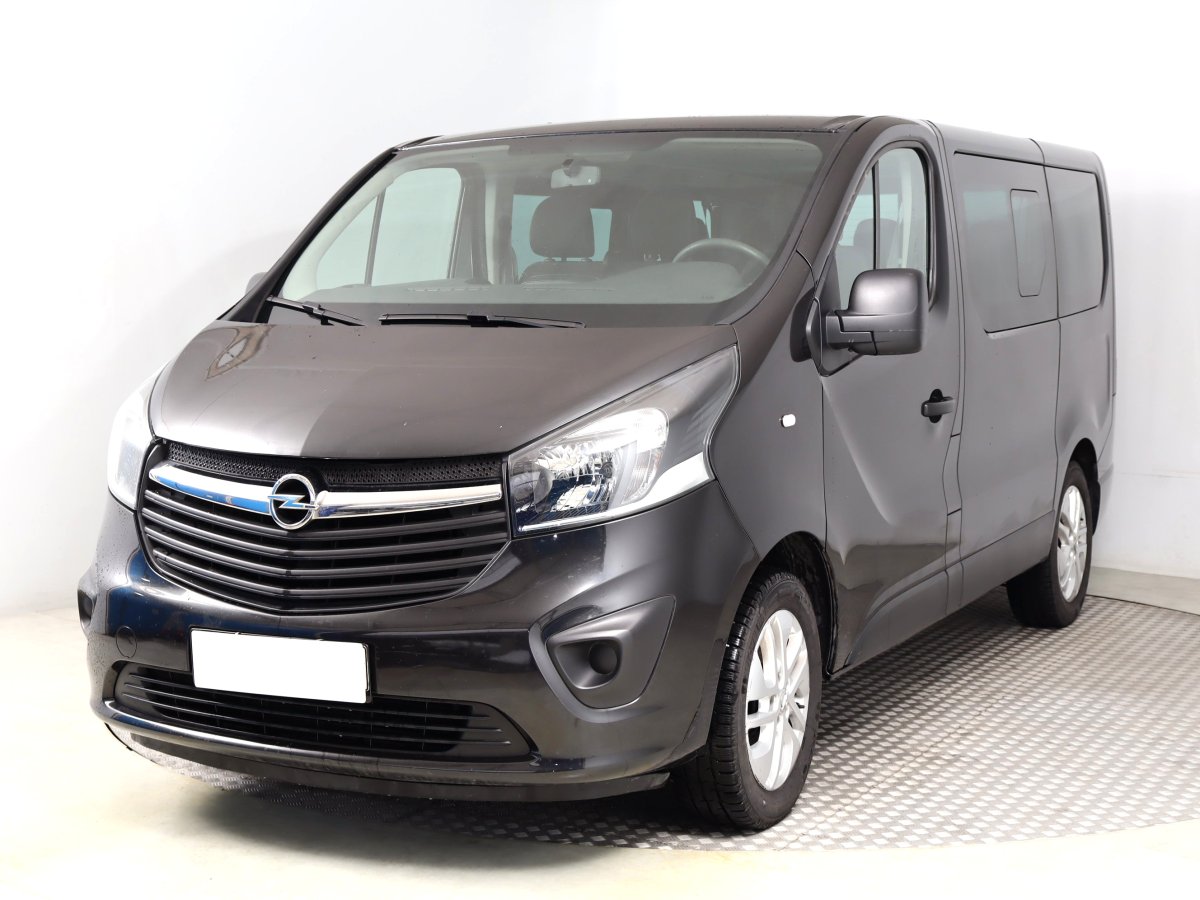 Opel Vivaro, 2017 - pohled č. 3
