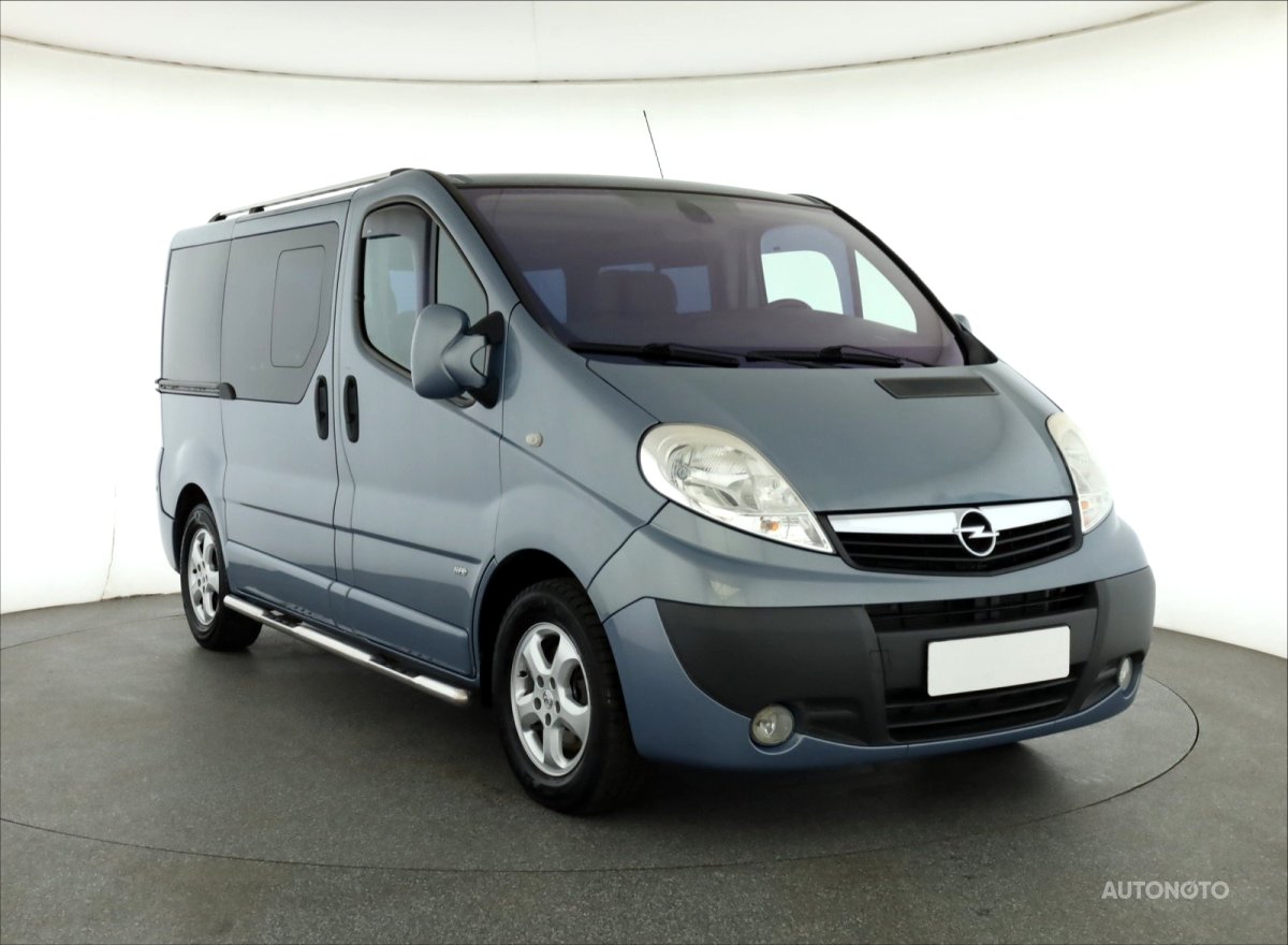 Opel Vivaro, 2007 - celkový pohled