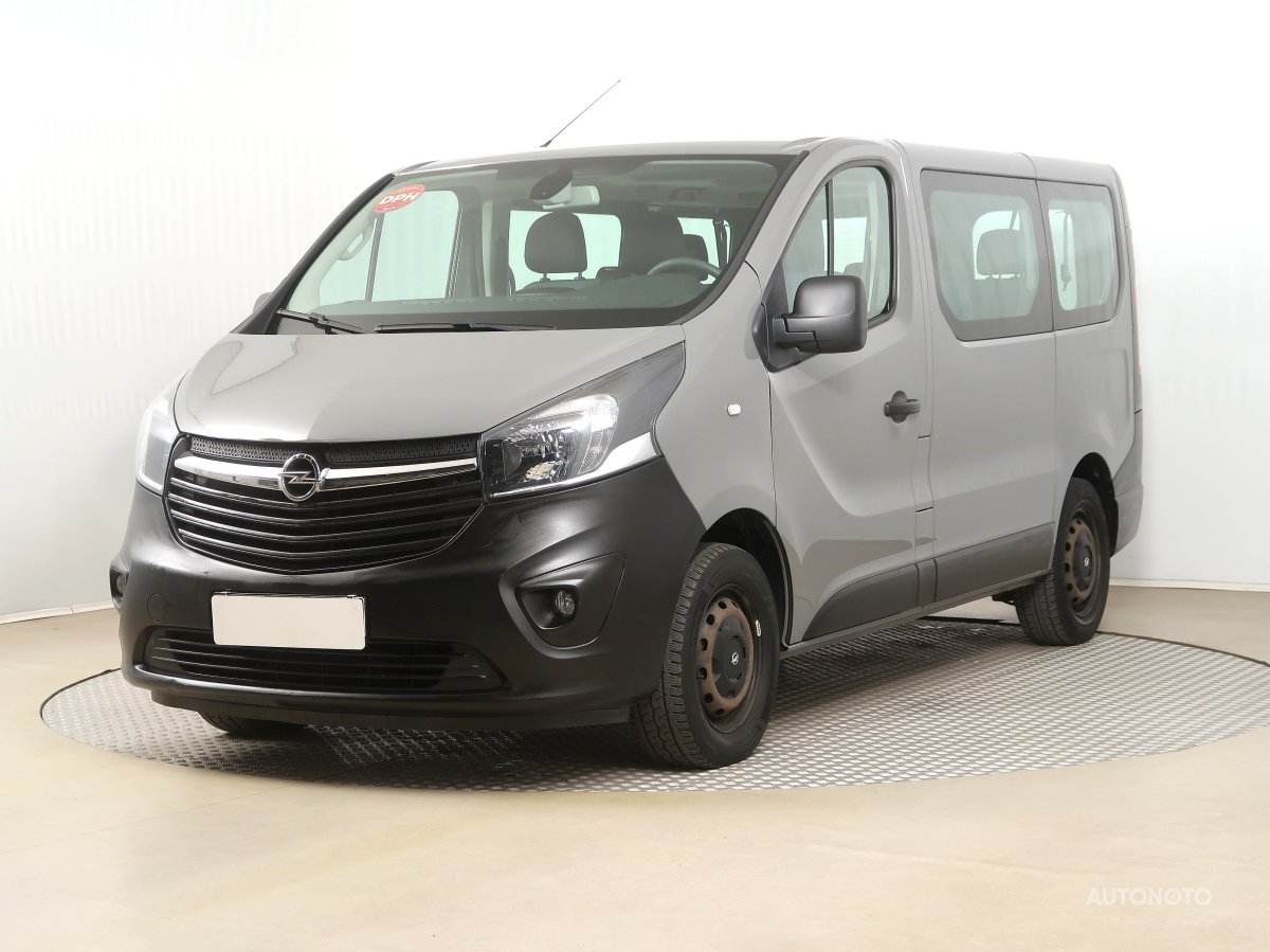 Opel Vivaro, 2017 - pohled č. 3