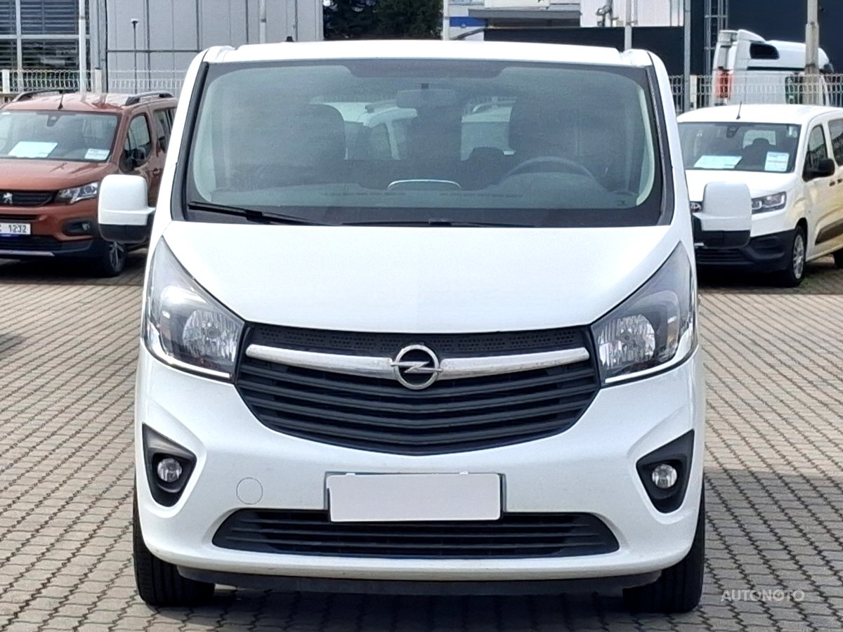Opel Vivaro, 2015 - pohled č. 2