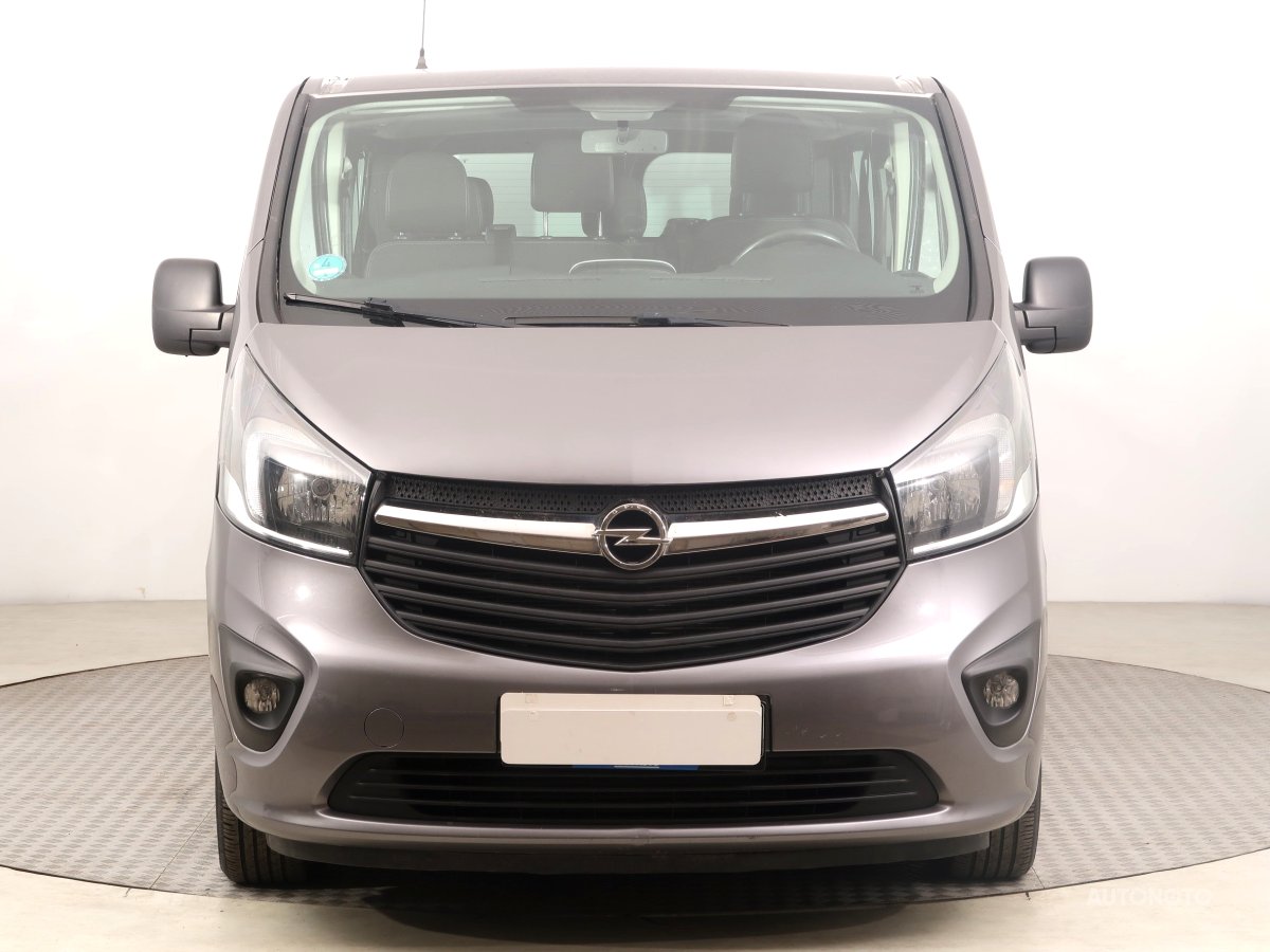 Opel Vivaro, 2015 - pohled č. 2