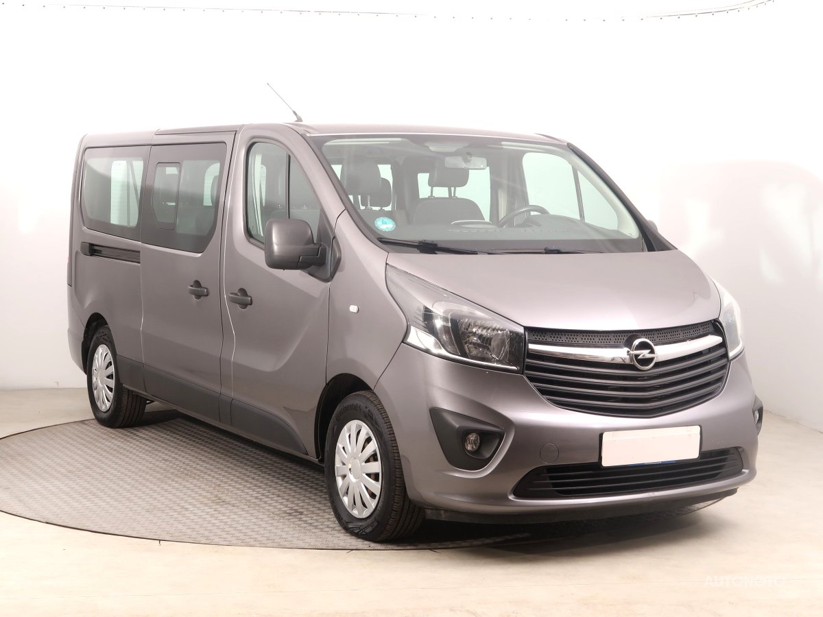 Opel Vivaro, 2015 - pohled č. 3
