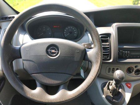 Opel Vivaro, 2012 - pohled č. 2