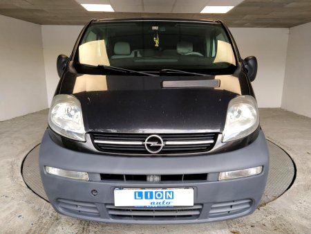 Opel Vivaro, 2003 - pohled č. 2