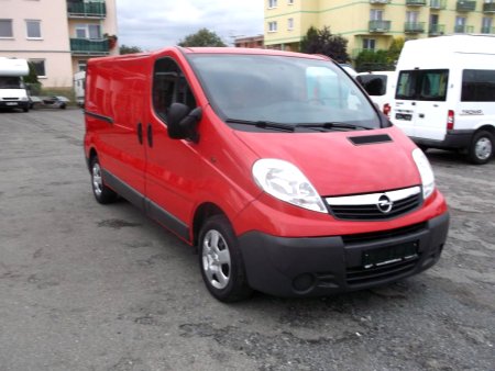 Opel Vivaro, 2011 - pohled č. 3
