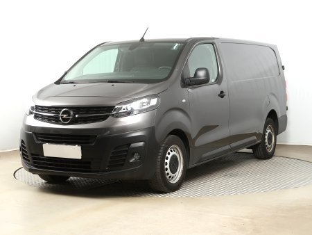 Opel Vivaro, 2022 - pohled č. 3