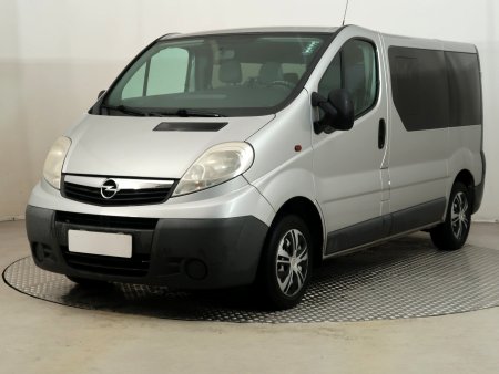 Opel Vivaro, 2008 - pohled č. 3