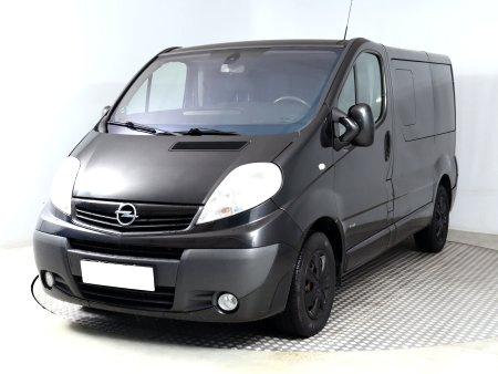 Opel Vivaro, 2008 - pohled č. 3