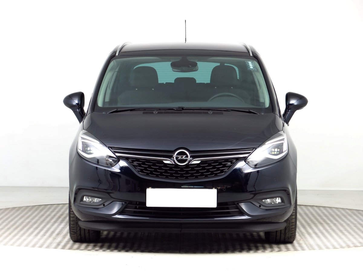 Opel Zafira Tourer, 2019 - pohled č. 2