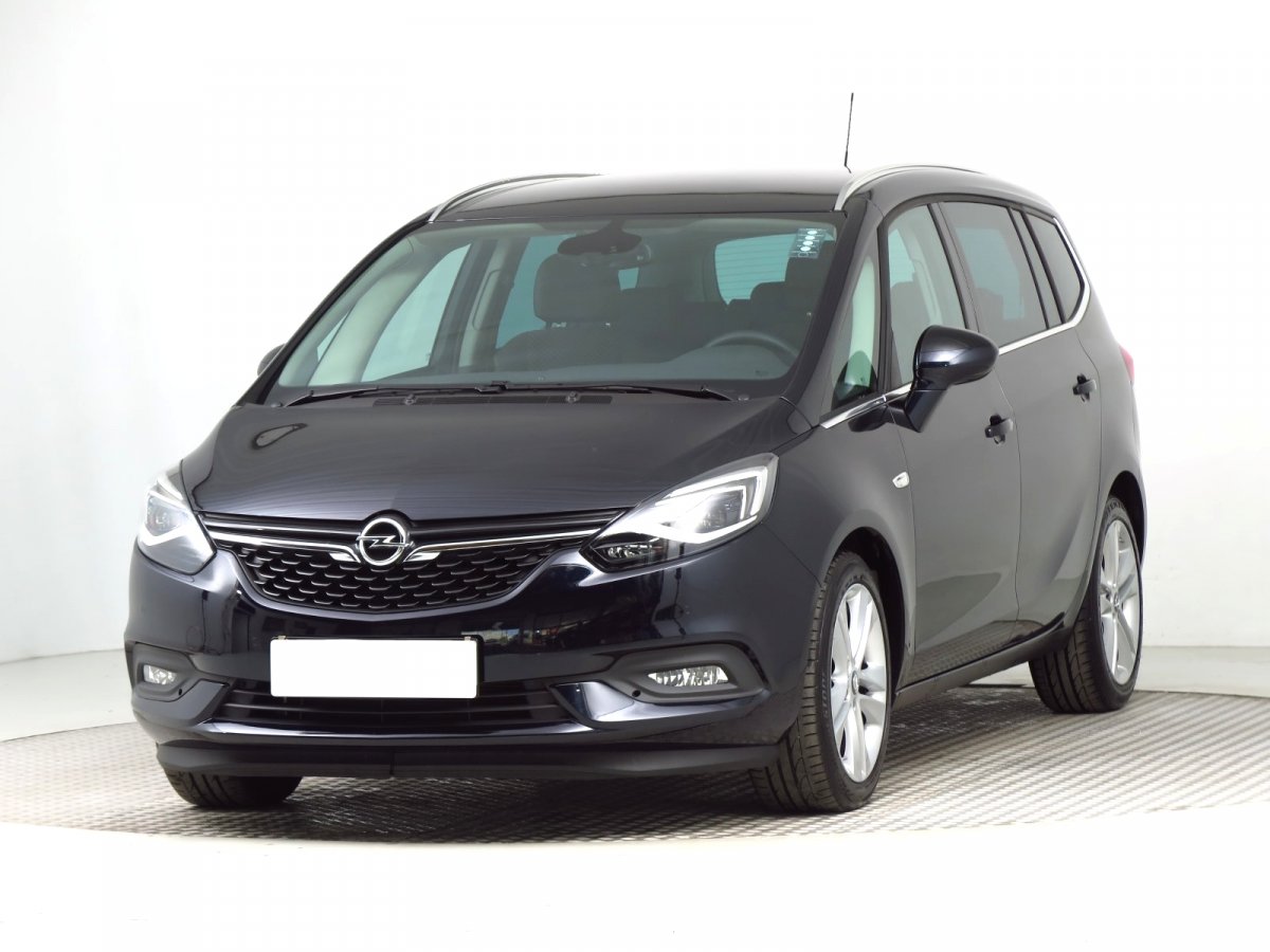 Opel Zafira Tourer, 2019 - pohled č. 3