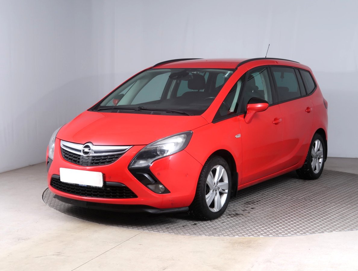Opel Zafira Tourer, 2016 - pohled č. 3
