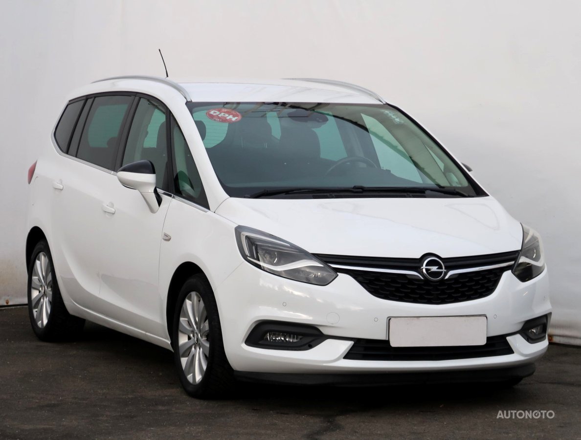 Opel Zafira, 2017 - celkový pohled