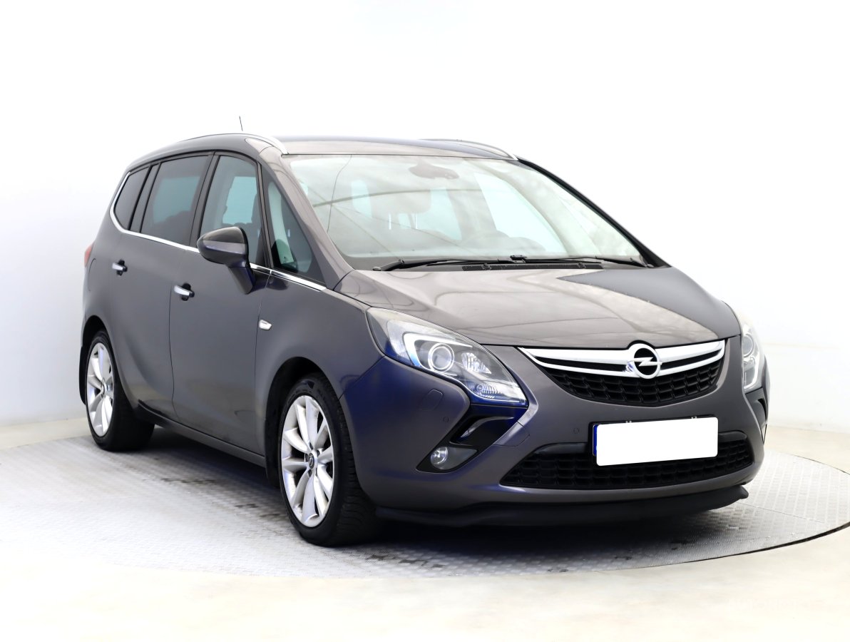 Opel Zafira, 2012 - celkový pohled