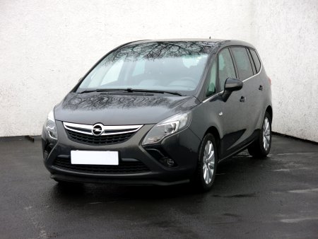 Opel Zafira Tourer, 2014 - pohled č. 3