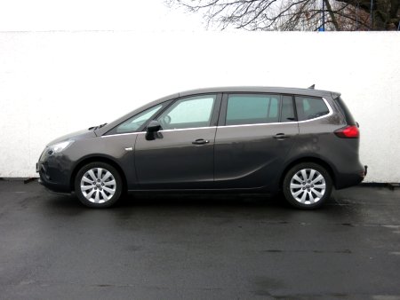 Opel Zafira Tourer, 2014 - pohled č. 4
