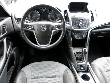 Opel Zafira Tourer, 2014 - pohled č. 9
