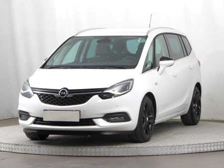 Opel Zafira Tourer, 2018 - pohled č. 3