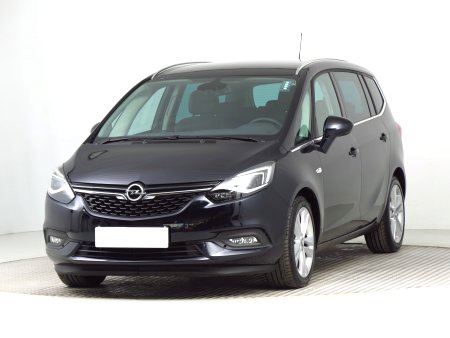 Opel Zafira Tourer, 2019 - pohled č. 3