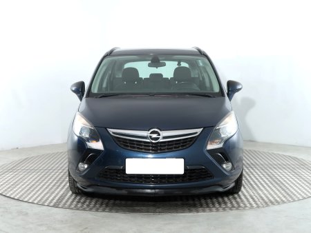 Opel Zafira Tourer, 2012 - pohled č. 2
