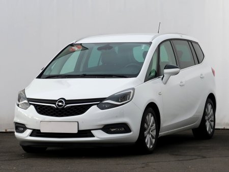 Opel Zafira, 2017 - pohled č. 3
