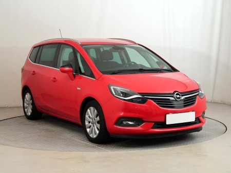 Opel Zafira, 2018