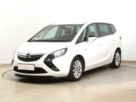 Opel Zafira Tourer, 2016 - pohled č. 3