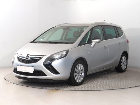 Opel Zafira Tourer, 2014 - pohled č. 3