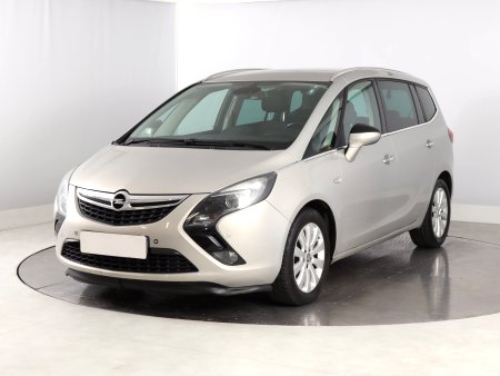 Opel Zafira Tourer, 2012 - pohled č. 3