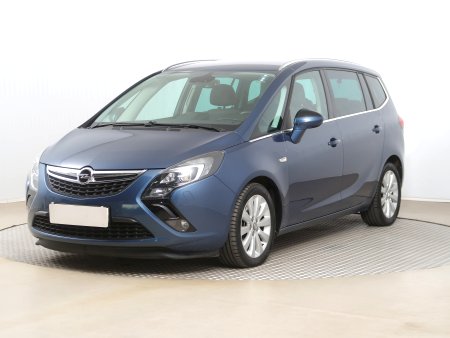 Opel Zafira Tourer, 2016 - pohled č. 3
