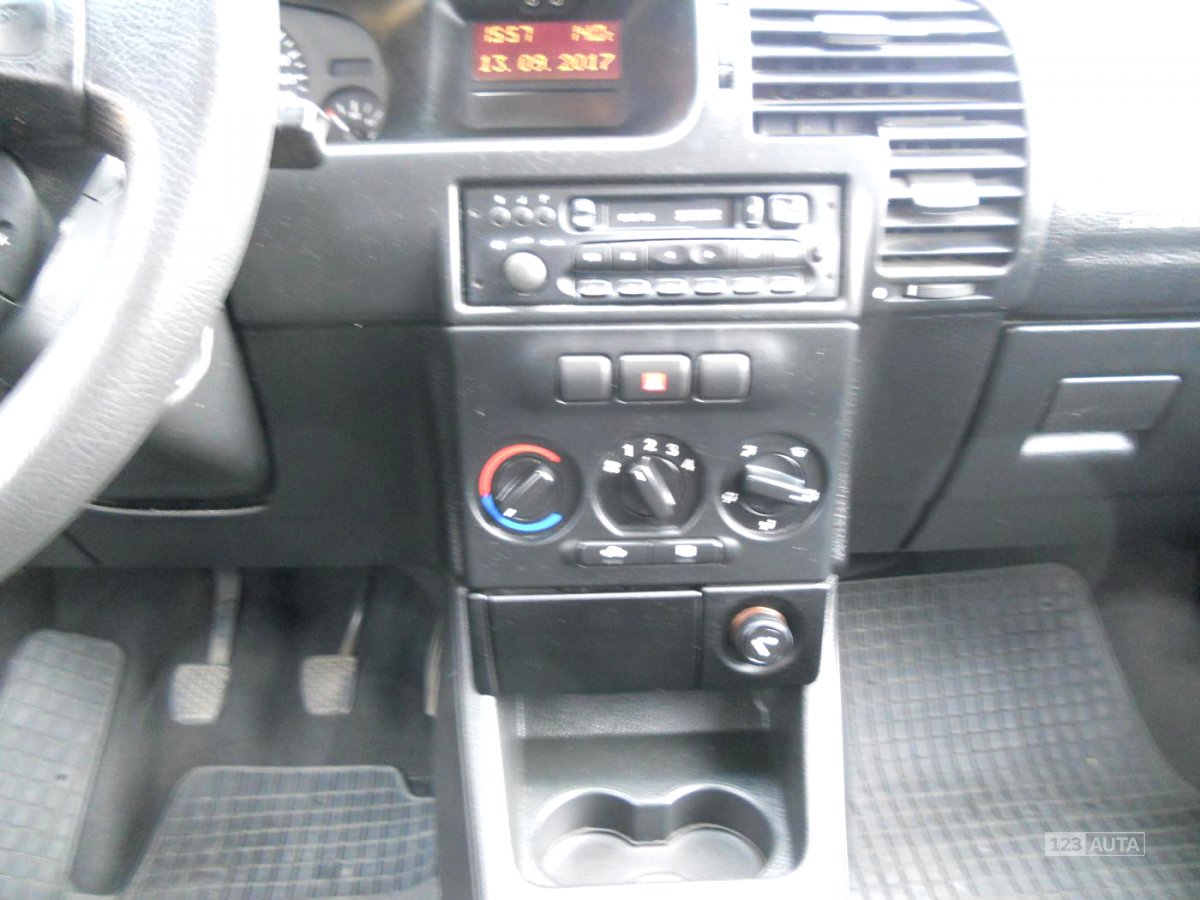 Opel Zafira, 2001 - pohled č. 14