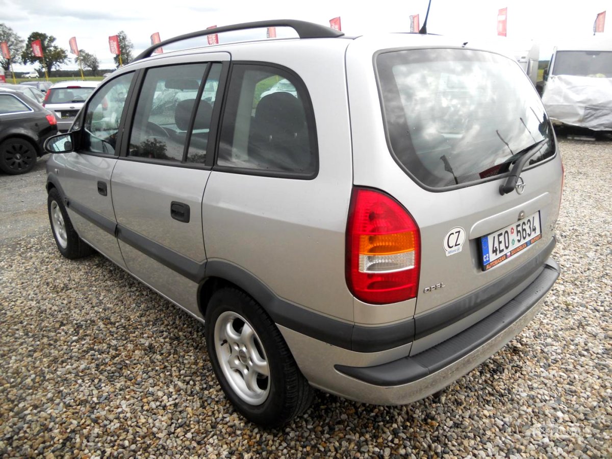 Opel Zafira, 2001 - pohled č. 8