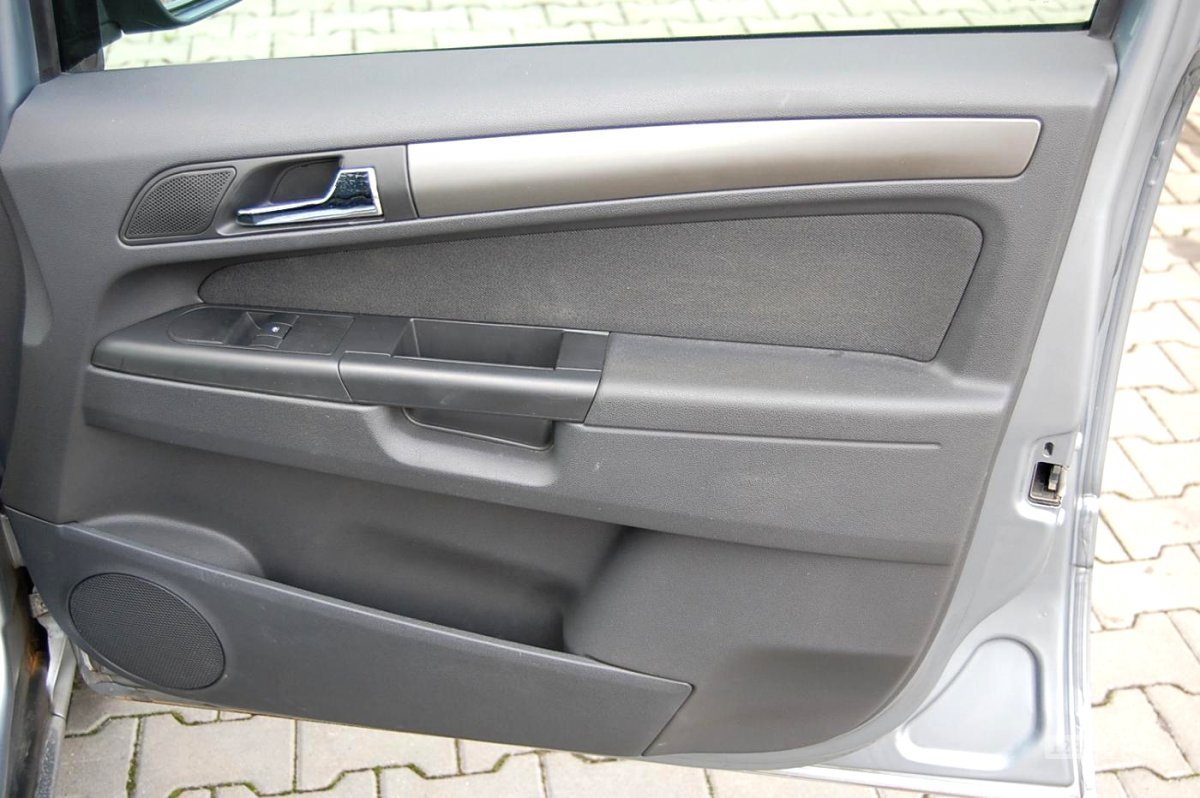 Opel Zafira, 2006 - pohled č. 12