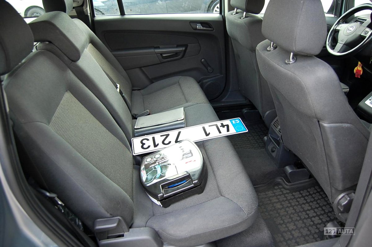 Opel Zafira, 2006 - pohled č. 13